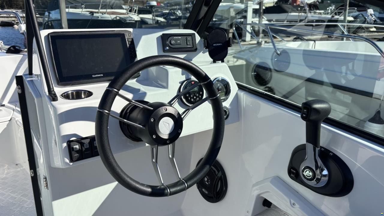 VICTORY 570 Open