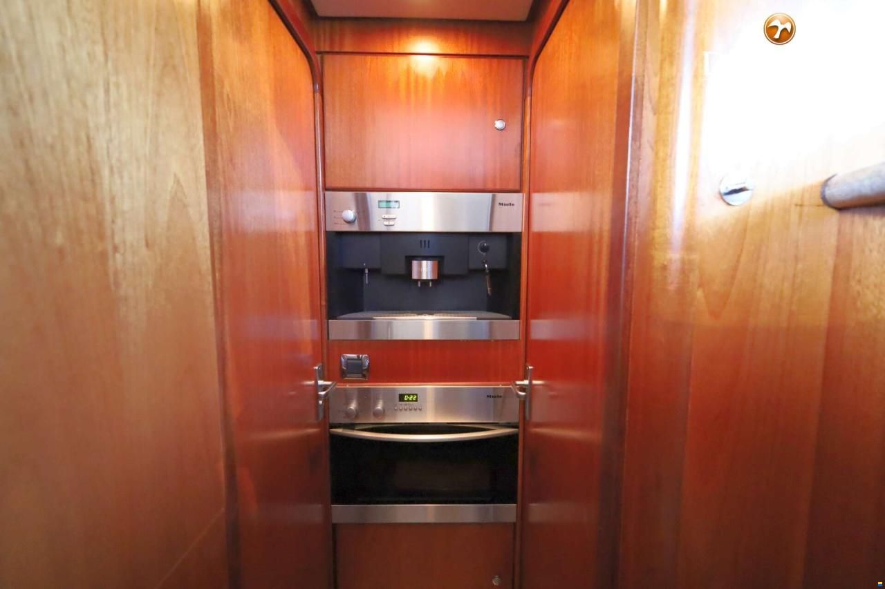 Van der Valk Continental 1900 Wheelhouse