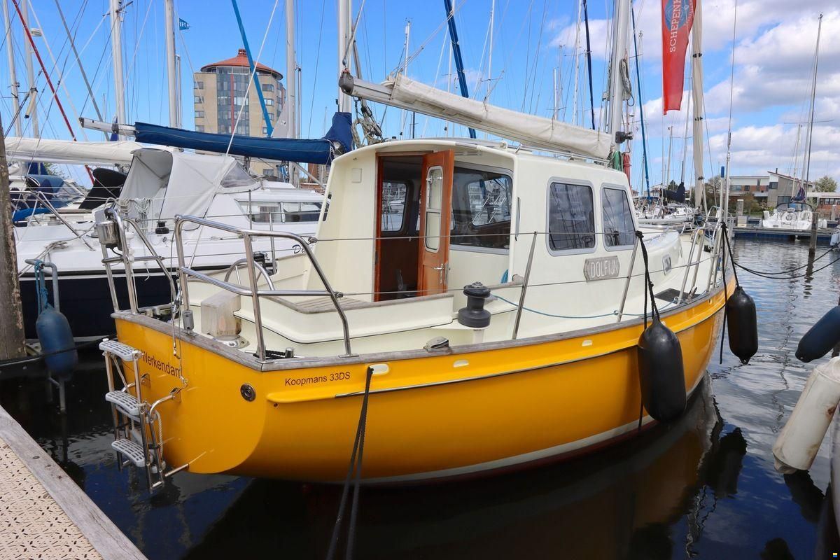 Koopmans 33 Deck Salon