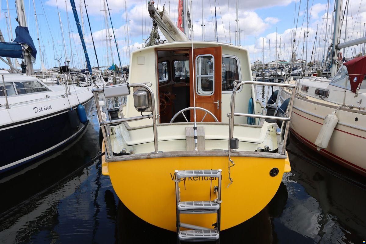 Koopmans 33 Deck Salon