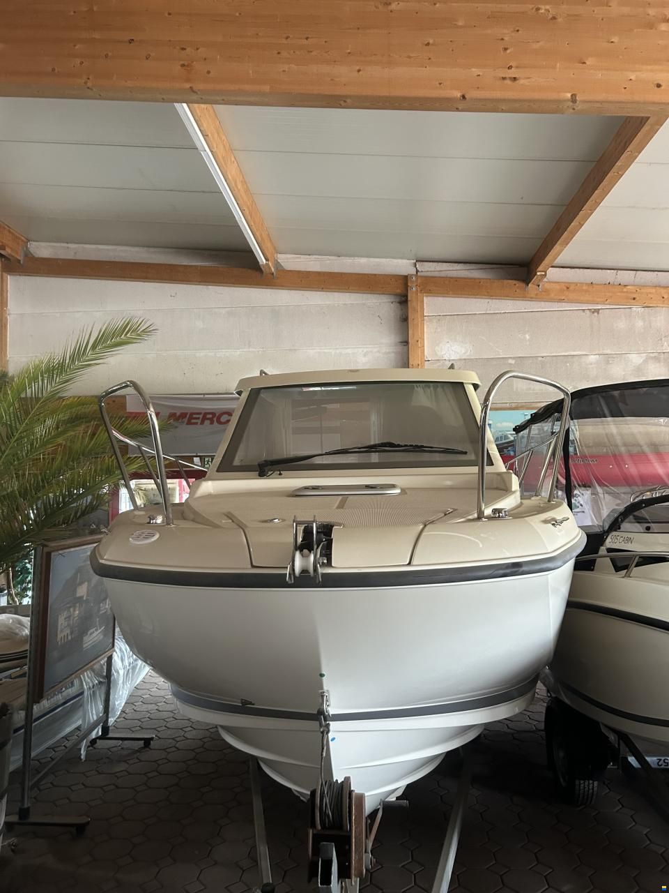 Quicksilver Activ 675 (705) Weekend