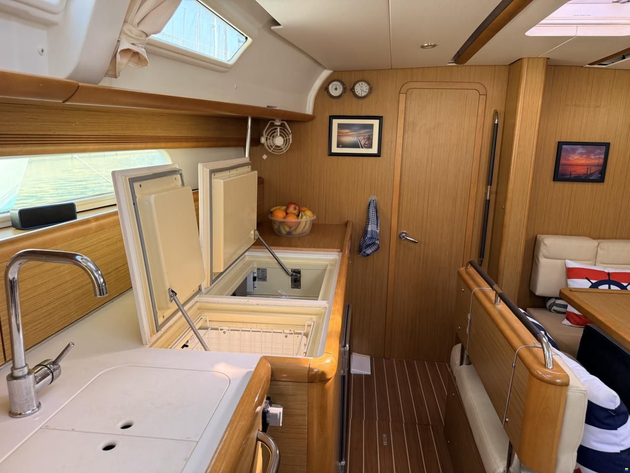 Jeanneau 44i