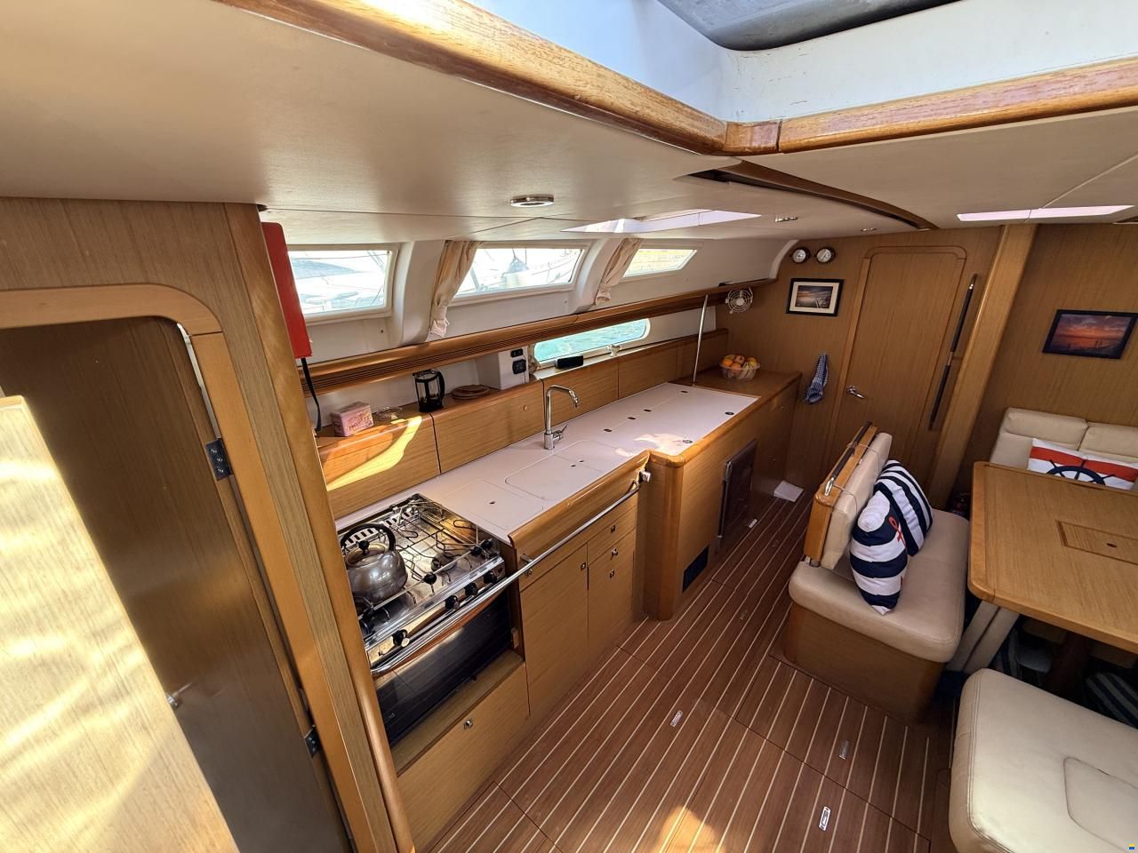 Jeanneau 44i