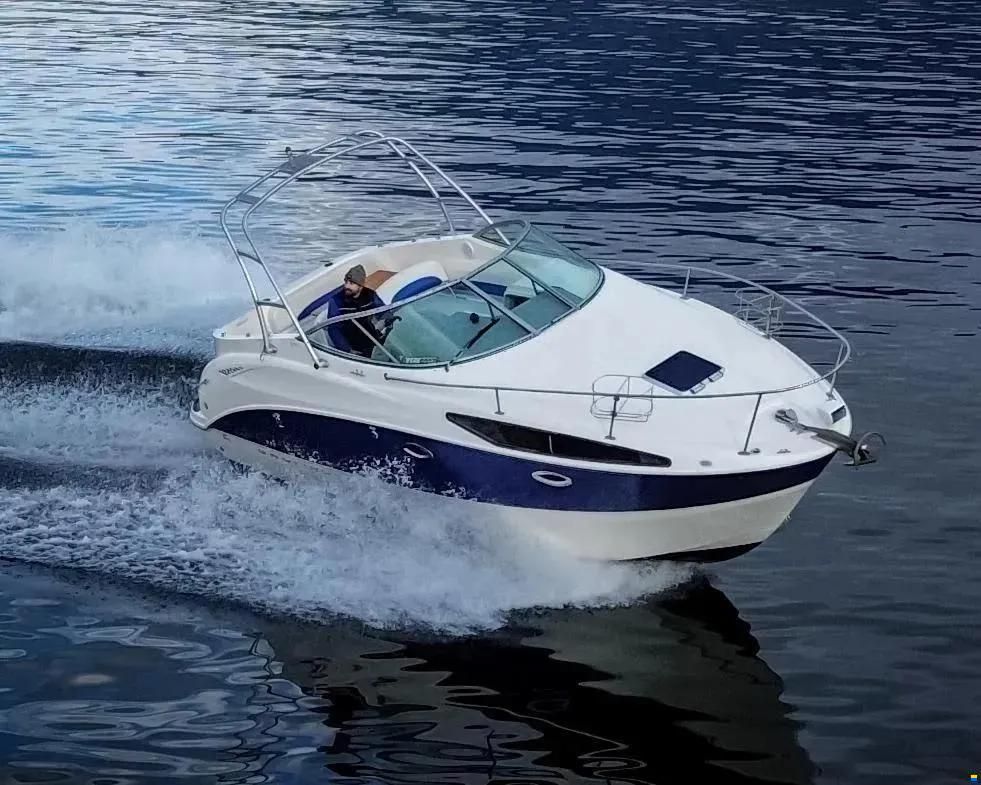 Bayliner 265 Cabin Cruiser