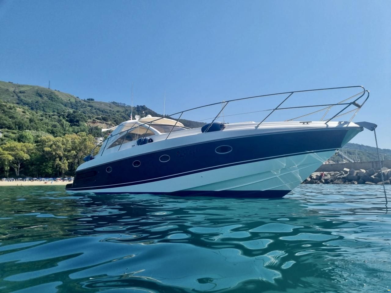 Princess V42