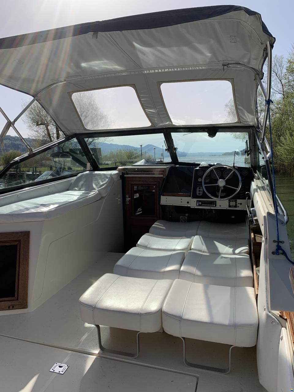 Regal Ambassador 245XL