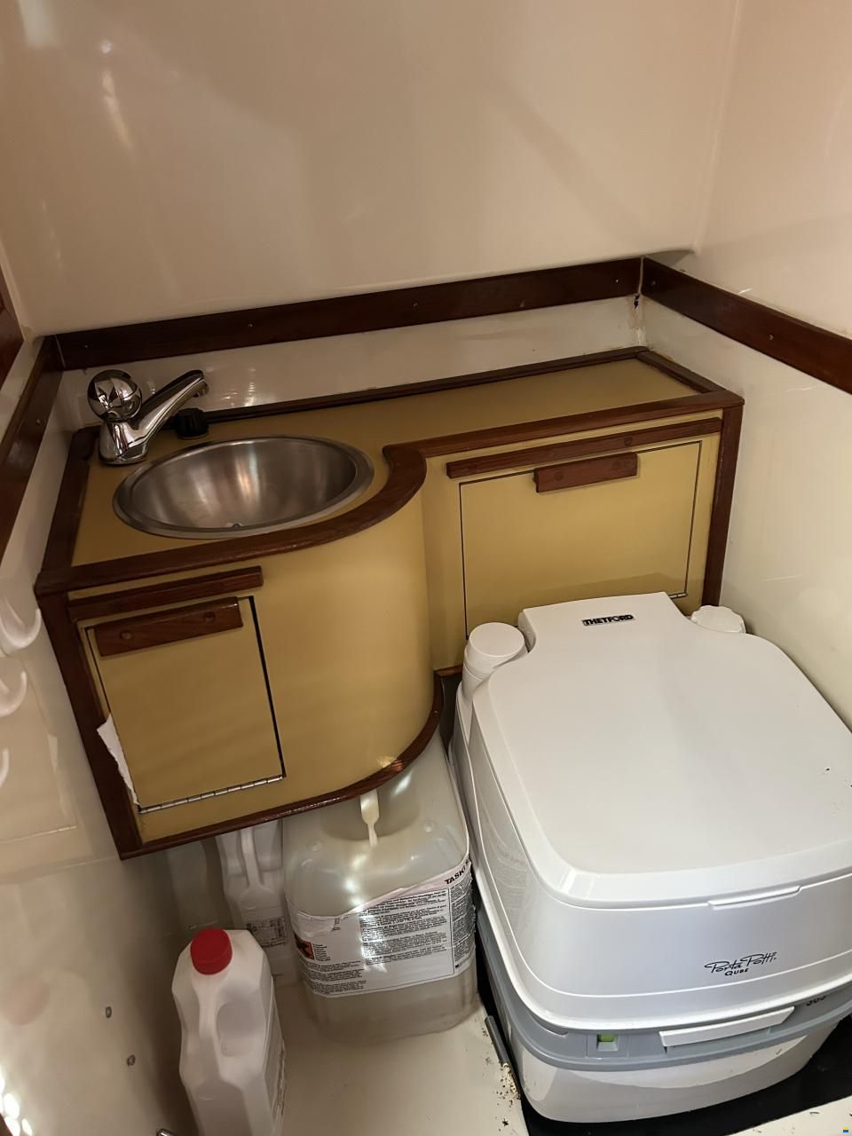 Regal Ambassador 245XL