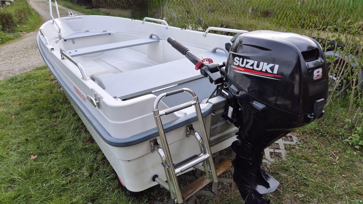 Terhi 400 Motorboot + Suzuki 8 PS