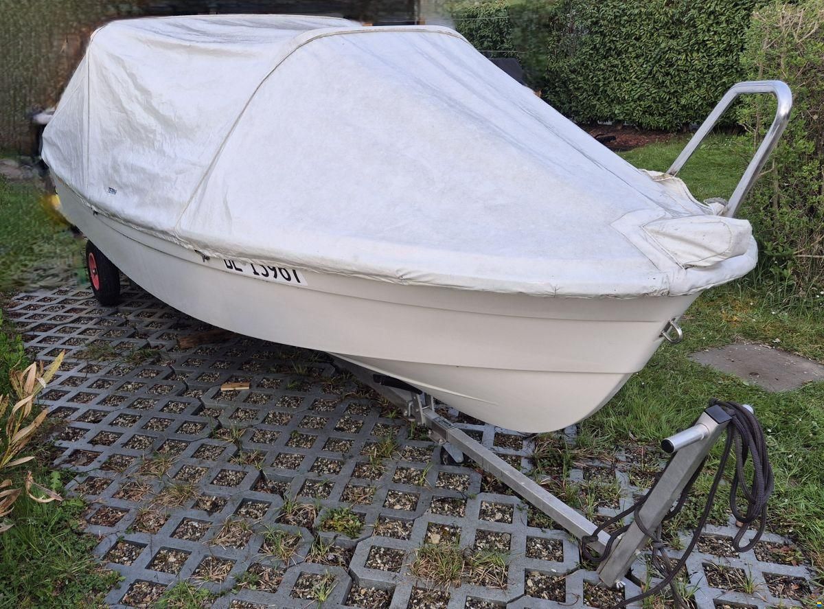 Terhi 400 Motorboot + Suzuki 8 PS