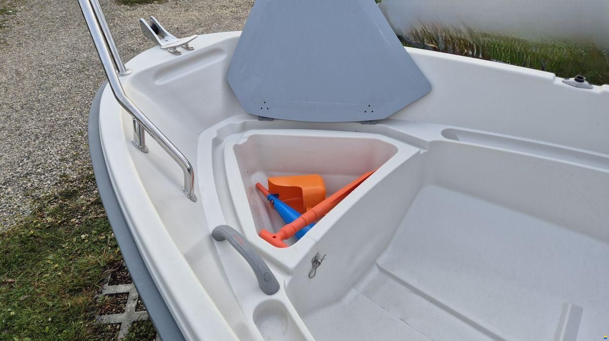 Terhi 400 Motorboot + Suzuki 8 PS