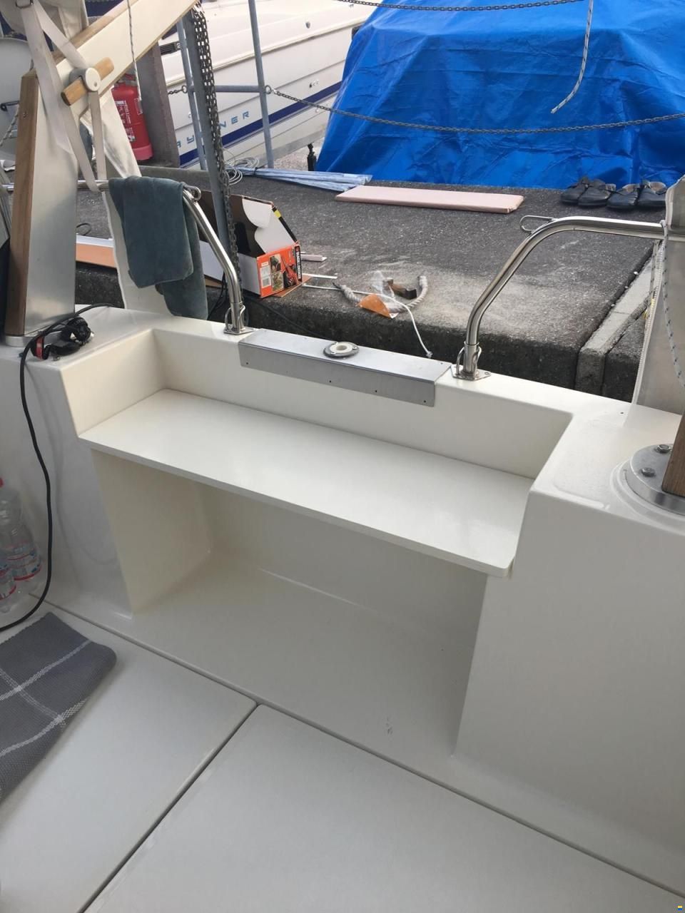 Azimut AZ 32