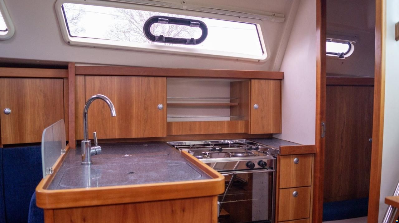 Hanse 320
