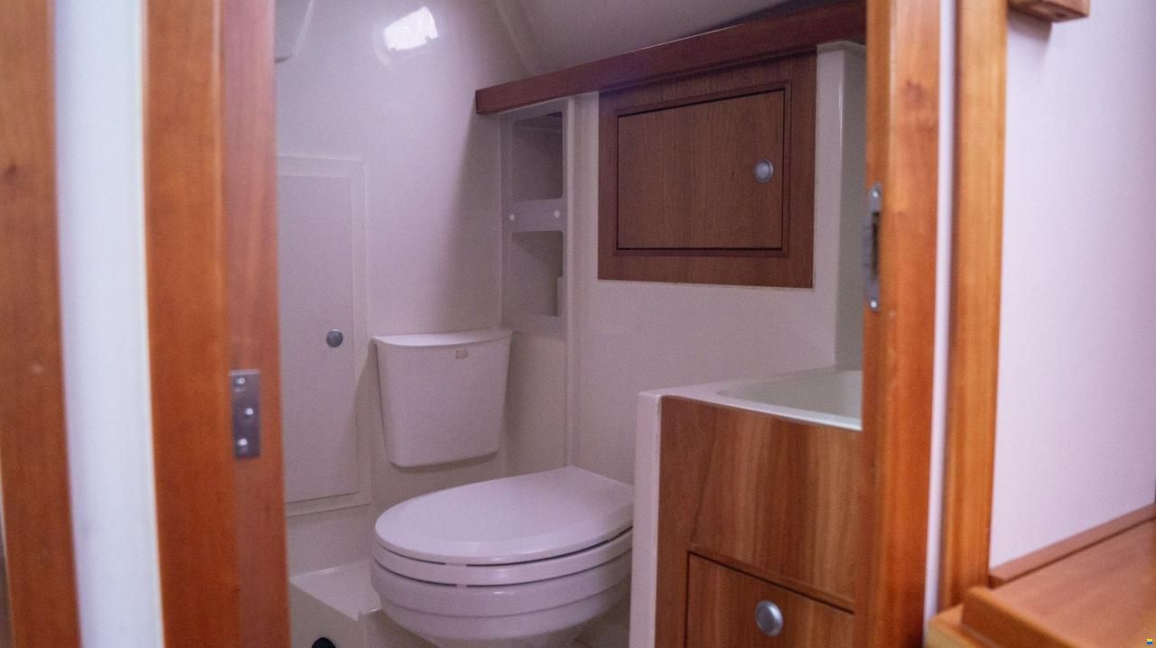 Hanse 320