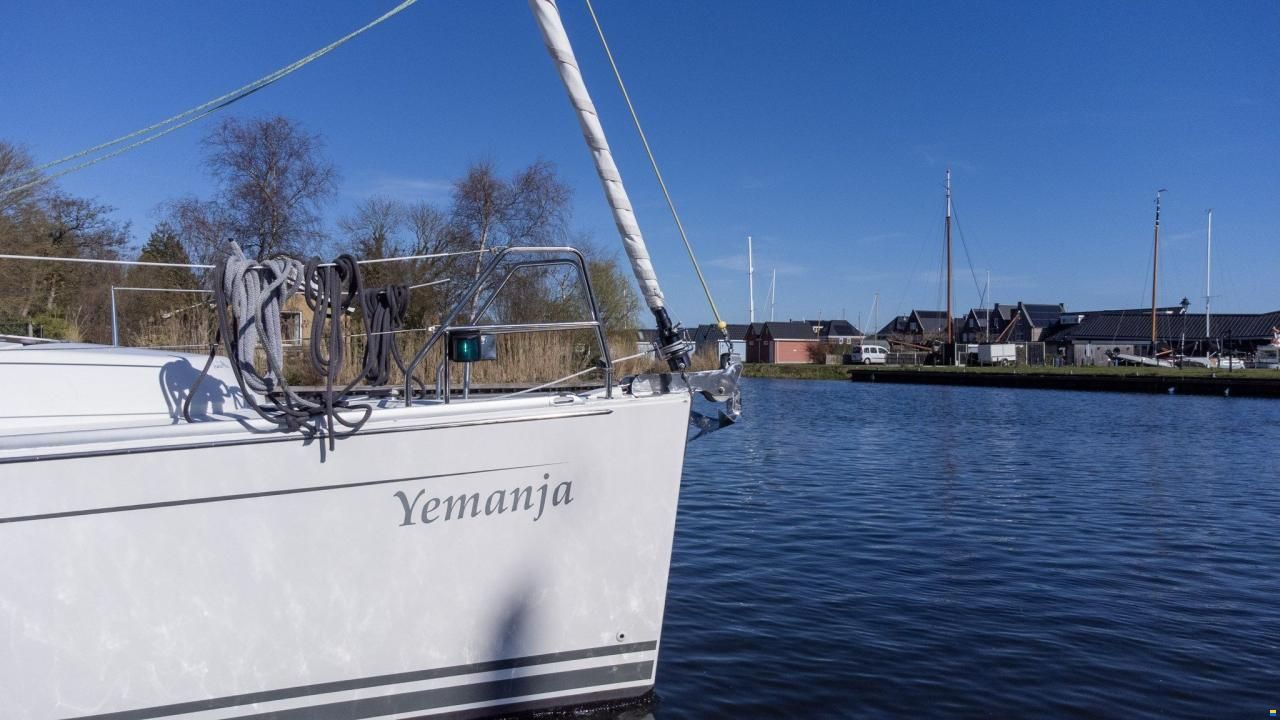 Hanse 320