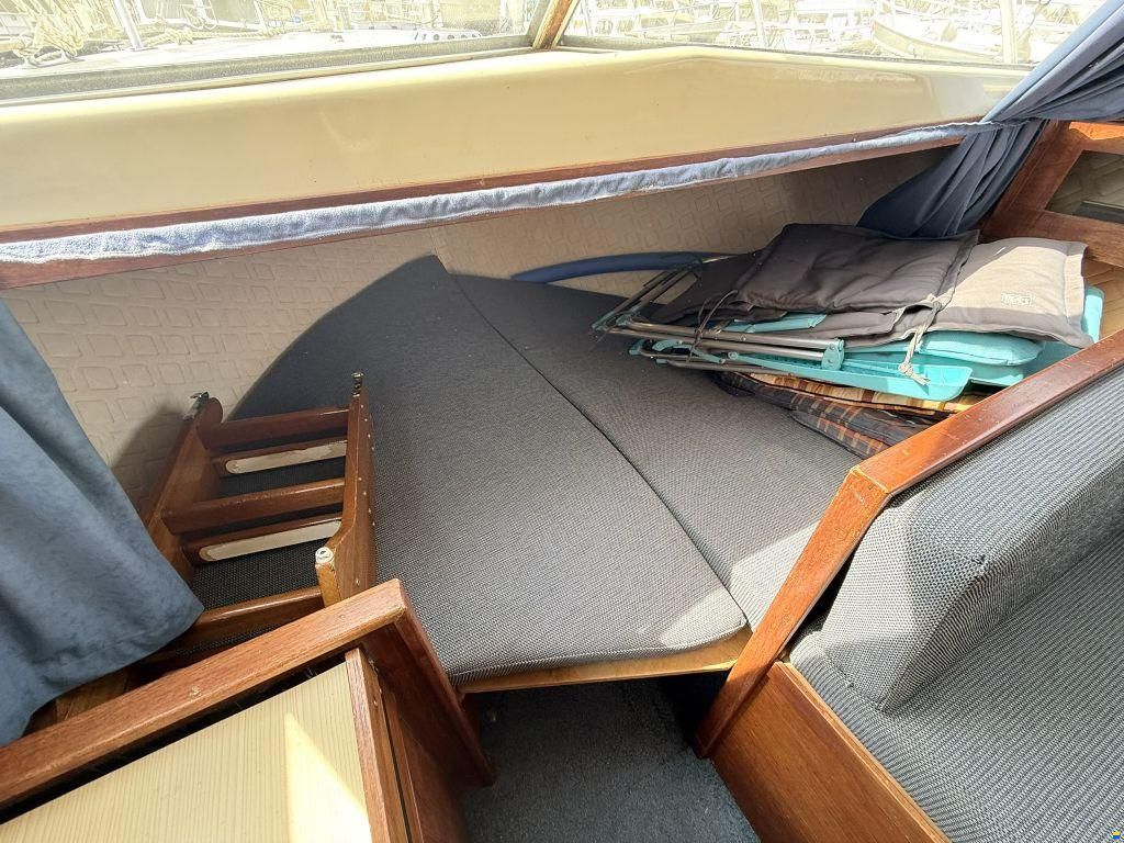 Marco Yachts 720