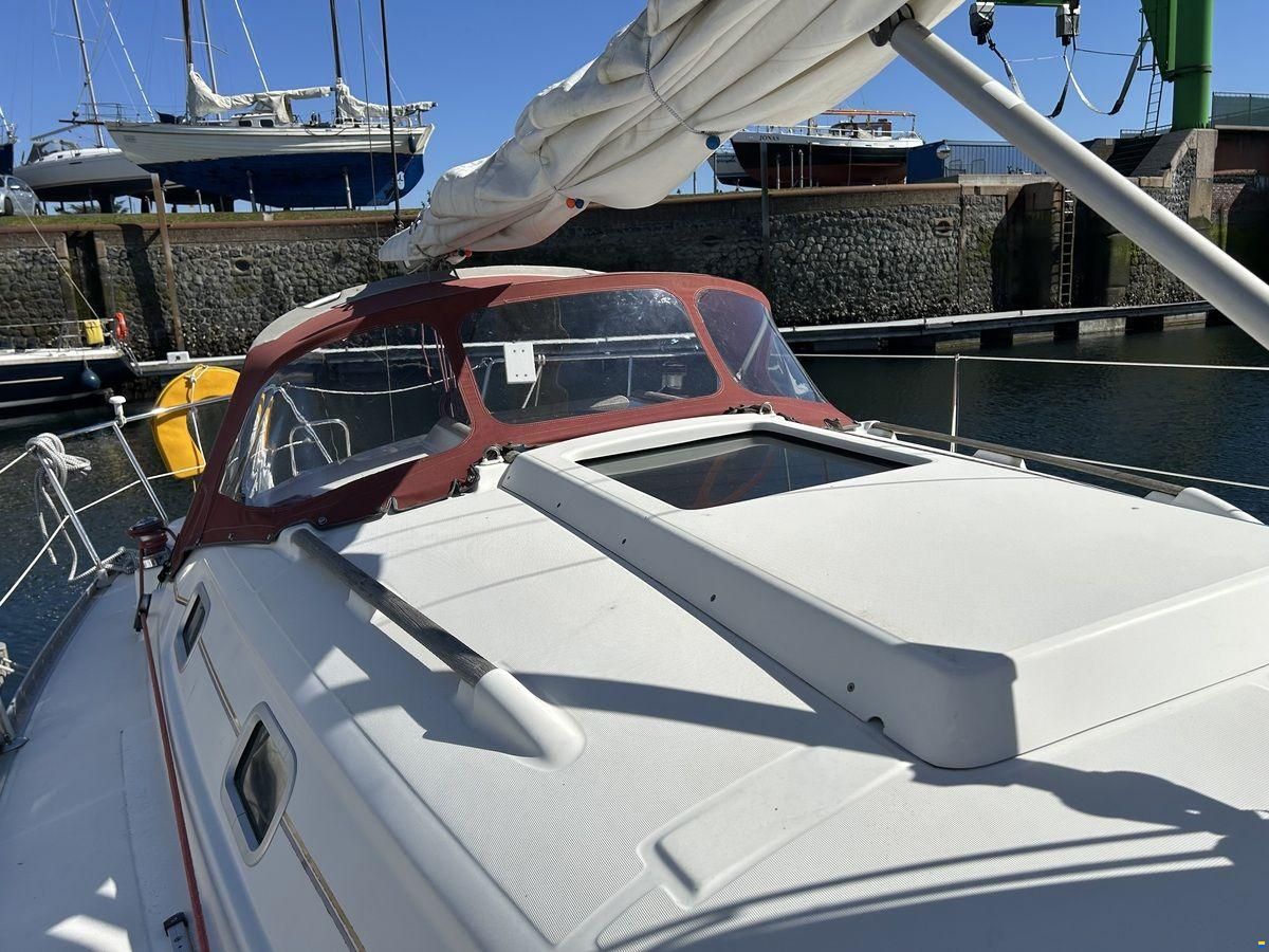 Beneteau Oceanis Clipper 311
