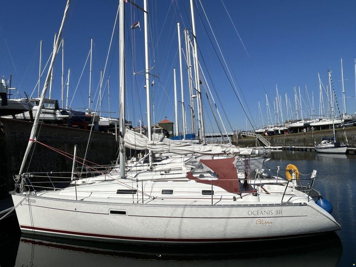 Beneteau Oceanis Clipper 311