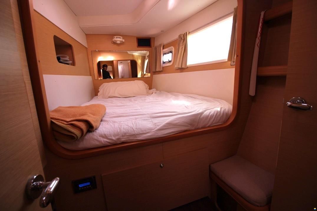 Lagoon 440