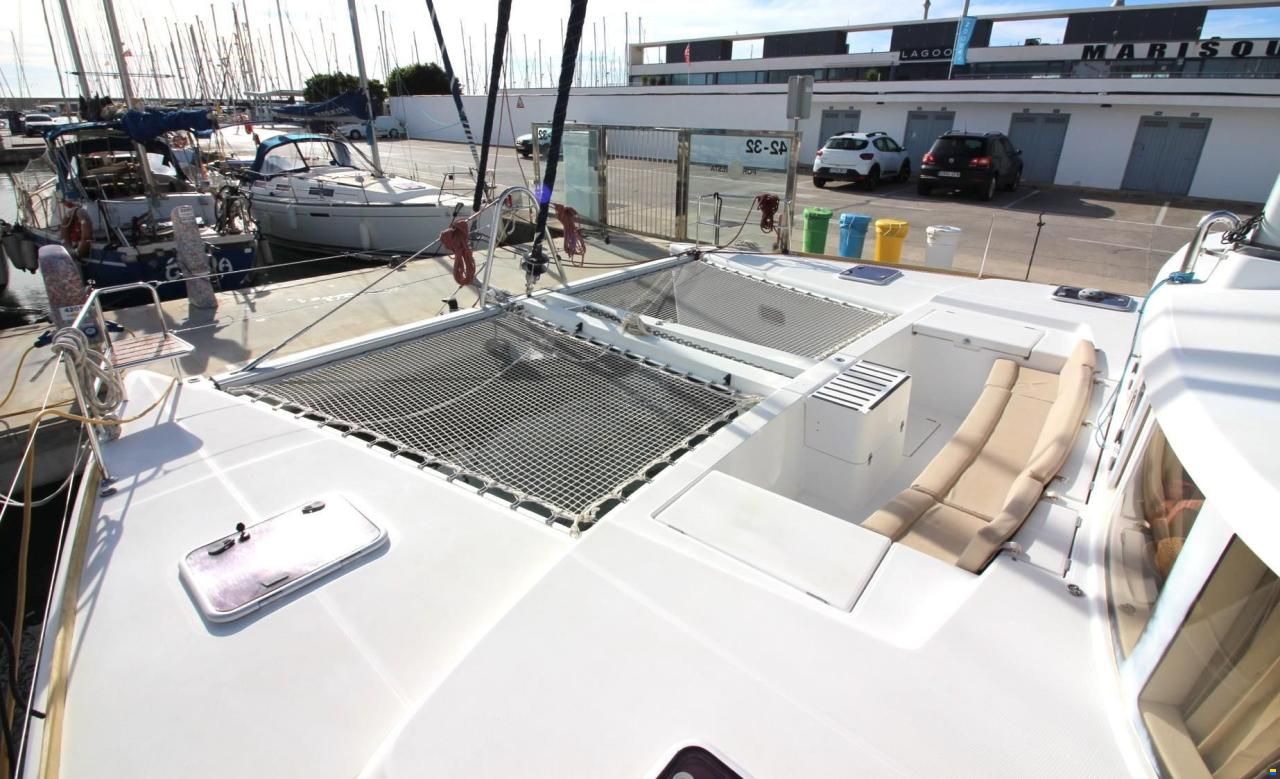 Lagoon 440