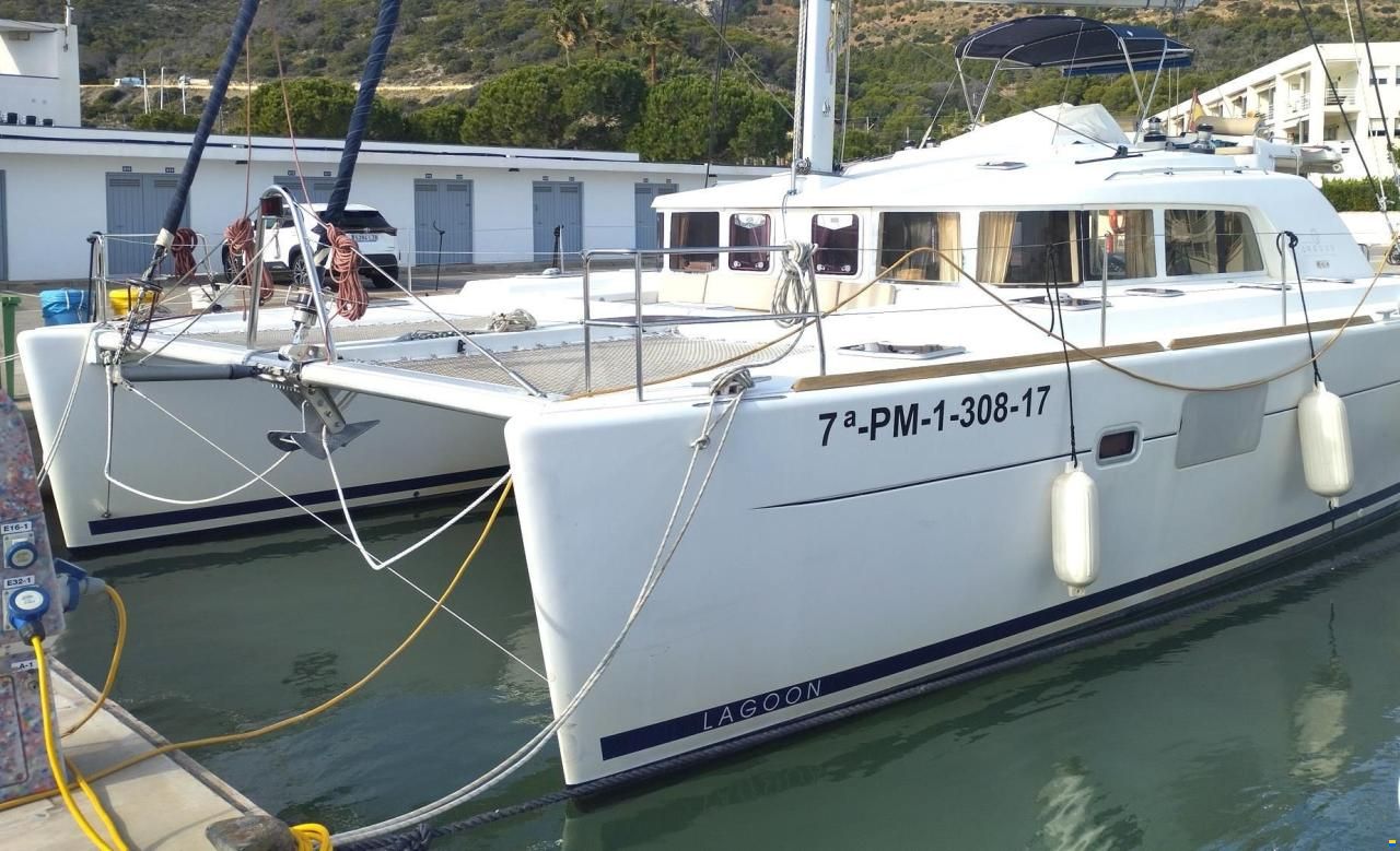 Lagoon 440