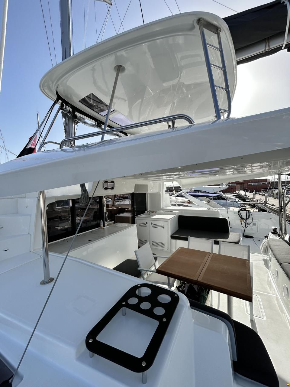 Lagoon 46
