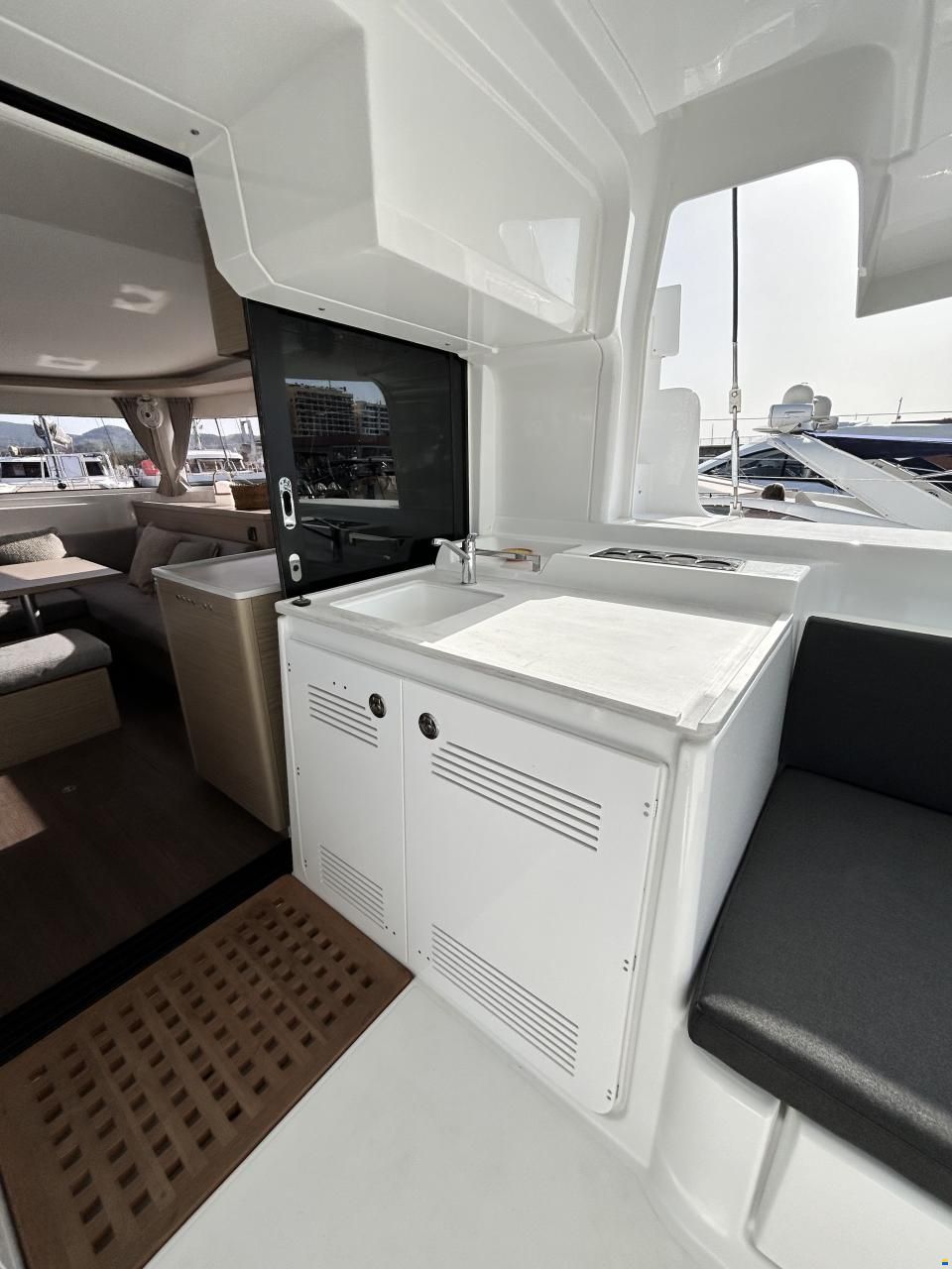 Lagoon 46