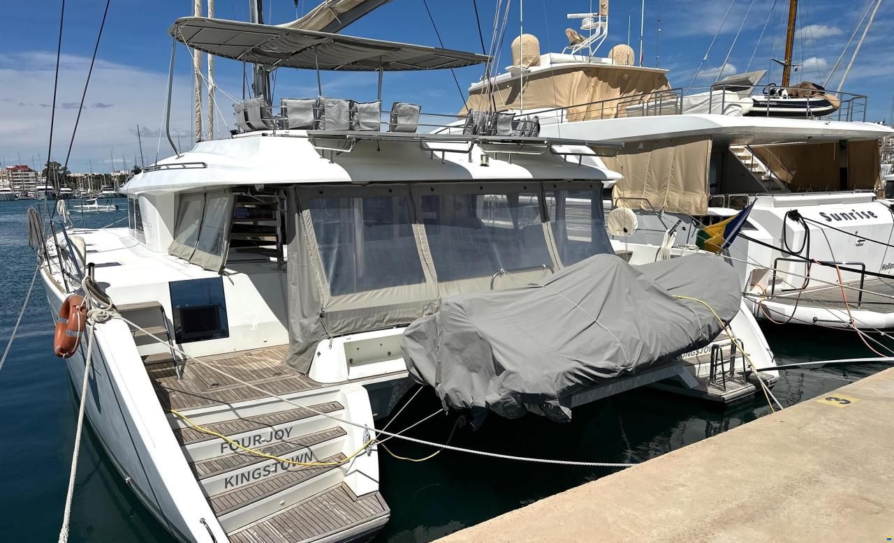Lagoon 560 S2