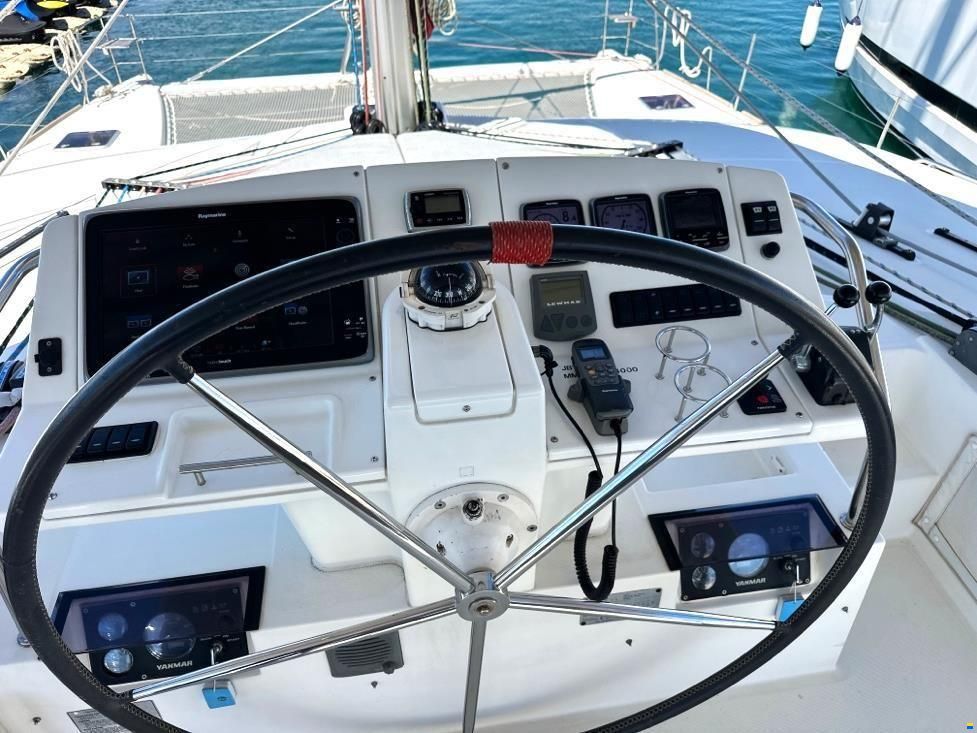 Lagoon 560 S2