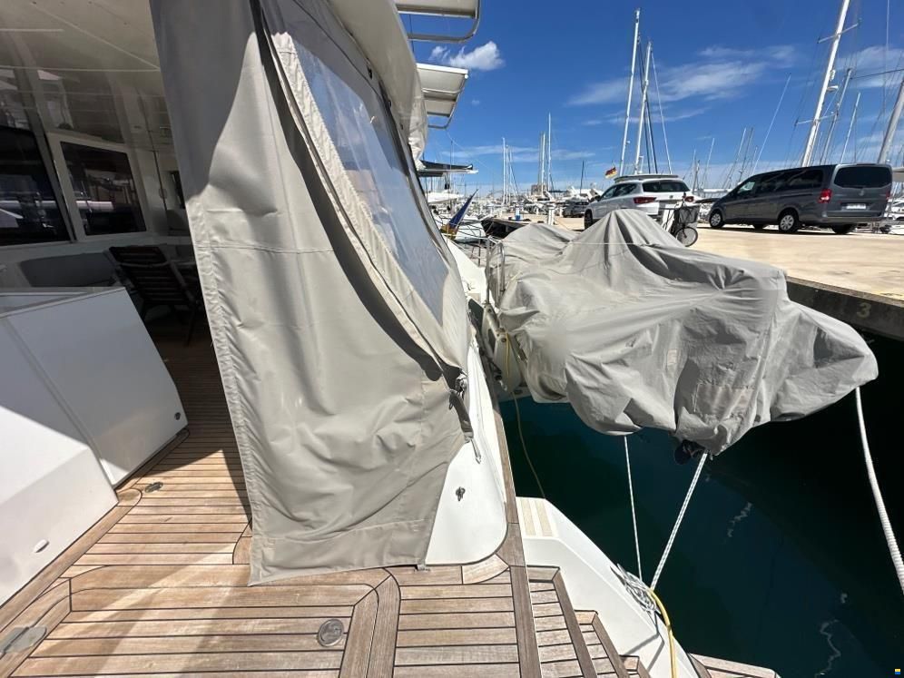 Lagoon 560 S2