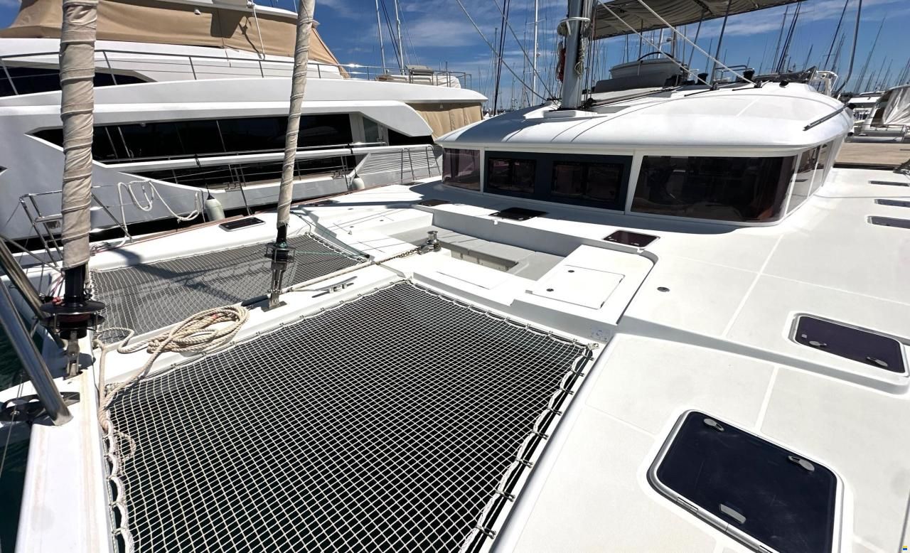 Lagoon 560 S2
