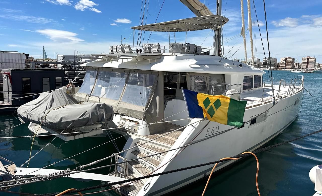 Lagoon 560 S2