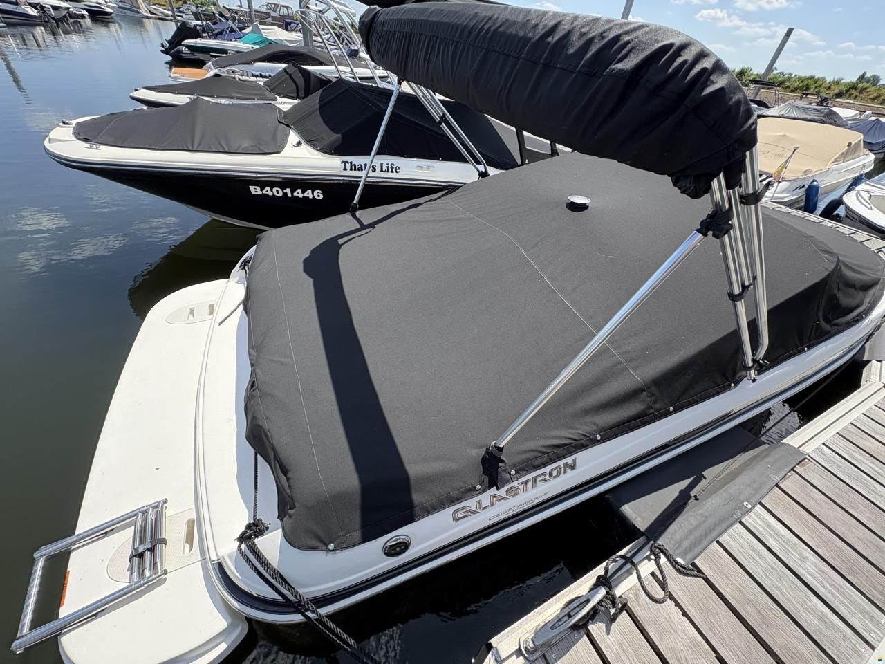 Glastron GT185