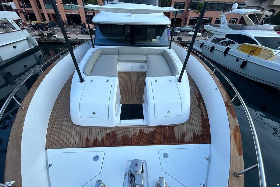 Azimut Magellano 66