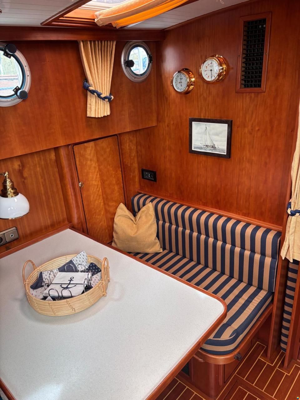 Linssen Classic Sturdy 380 AC