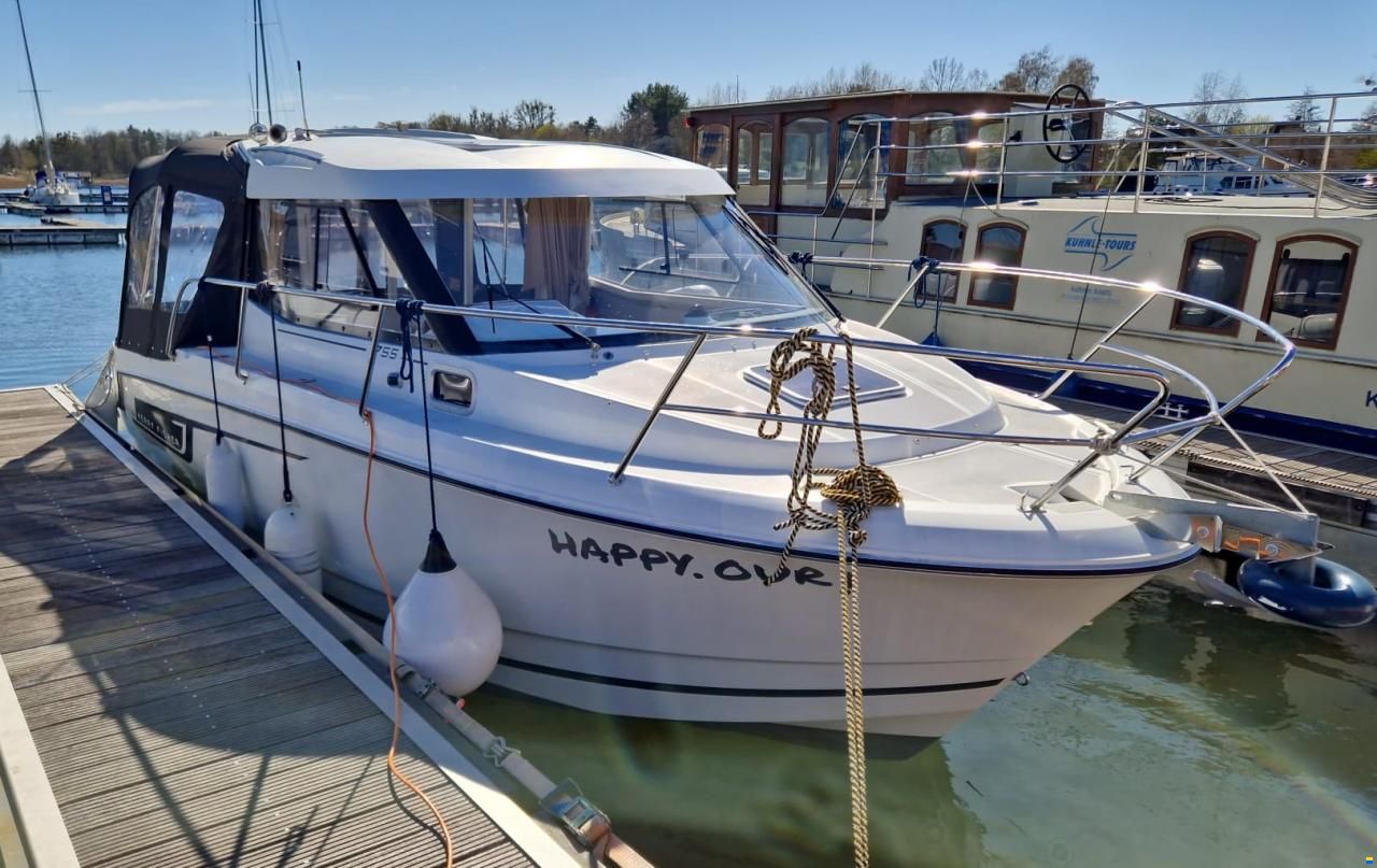 Merry Fisher 755