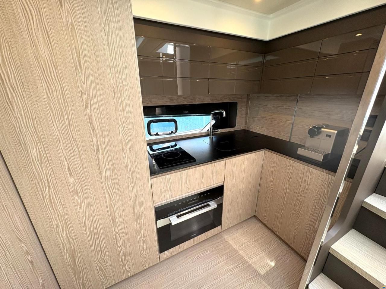 Azimut Atlantis 45