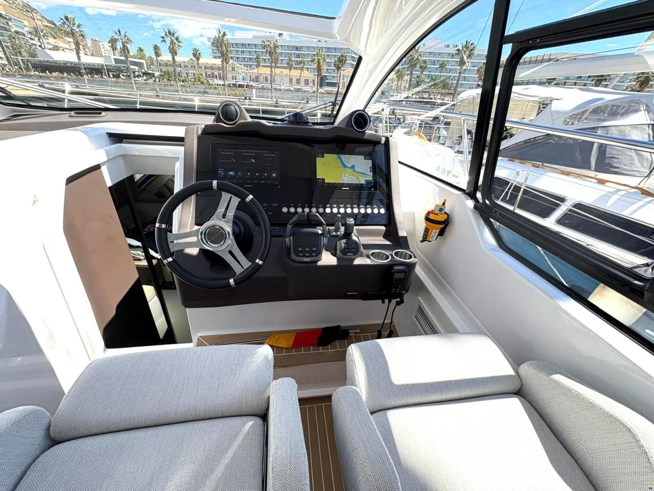 Azimut Atlantis 45