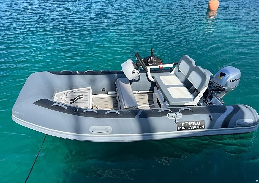 Lagoon 42