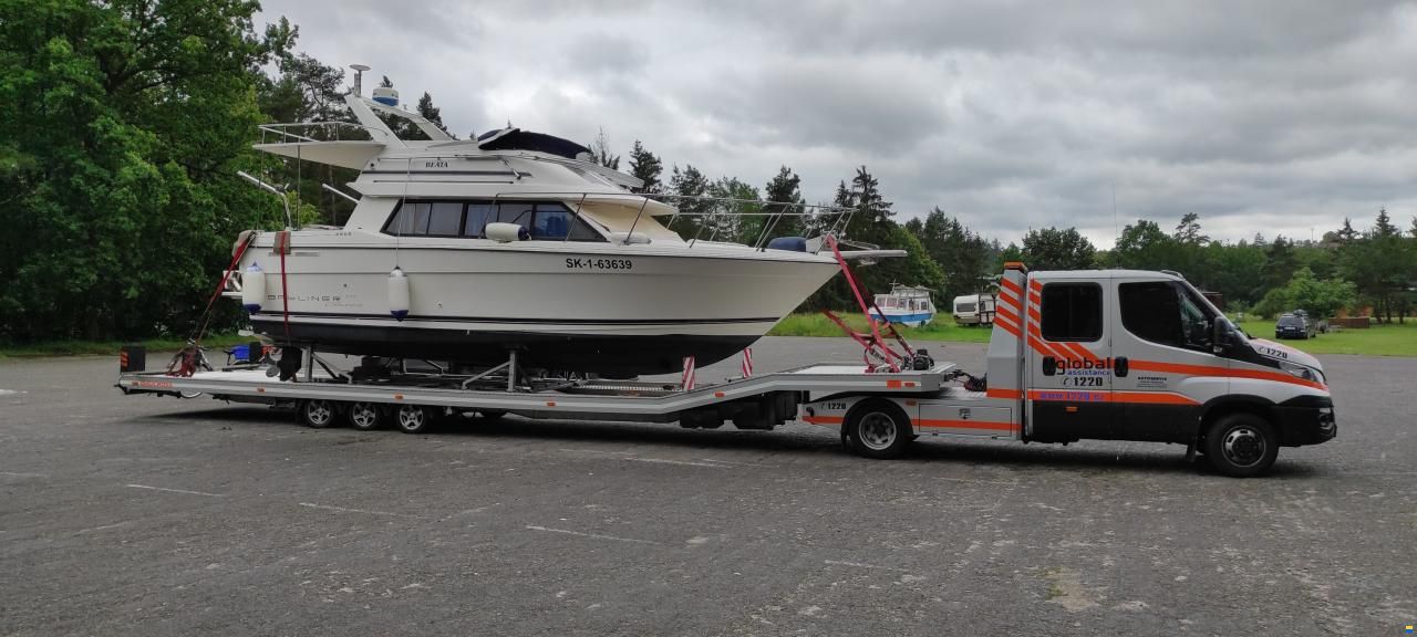 Bayliner classic 2858