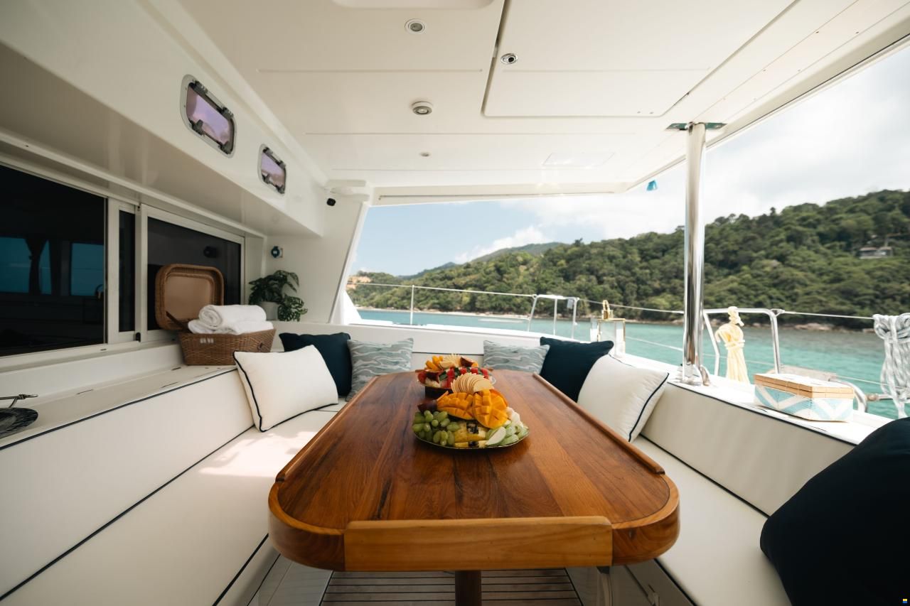 Lagoon 500