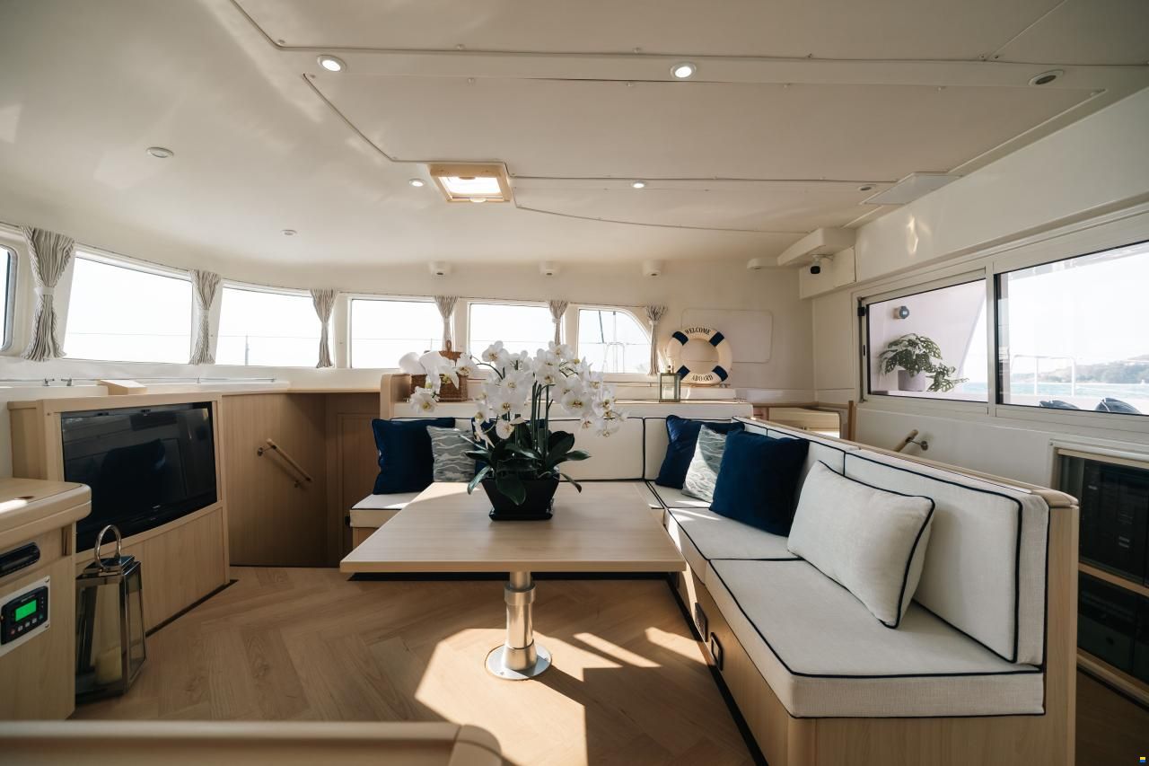 Lagoon 500