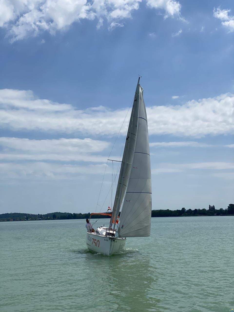 Focus 750