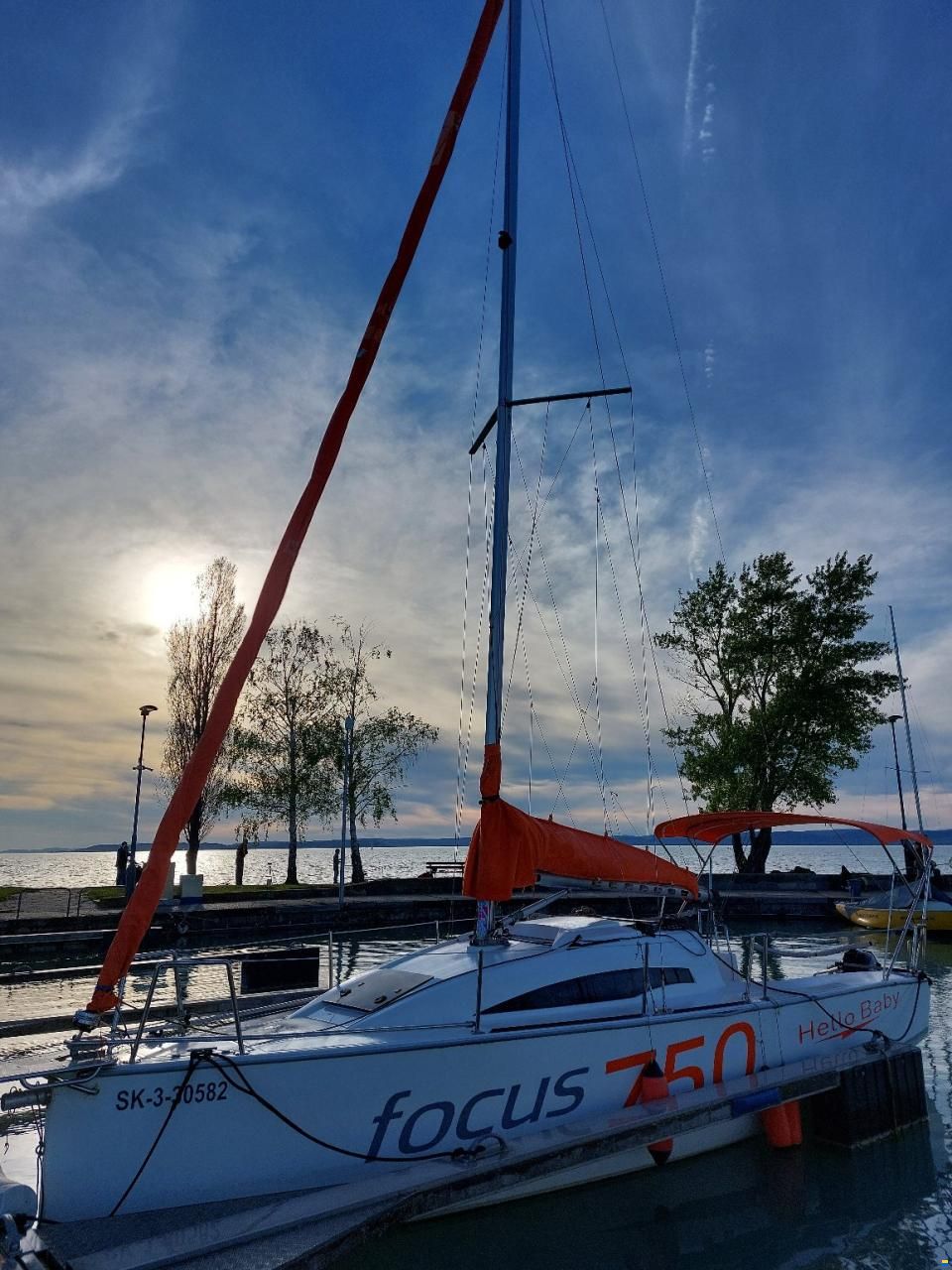 Focus 750