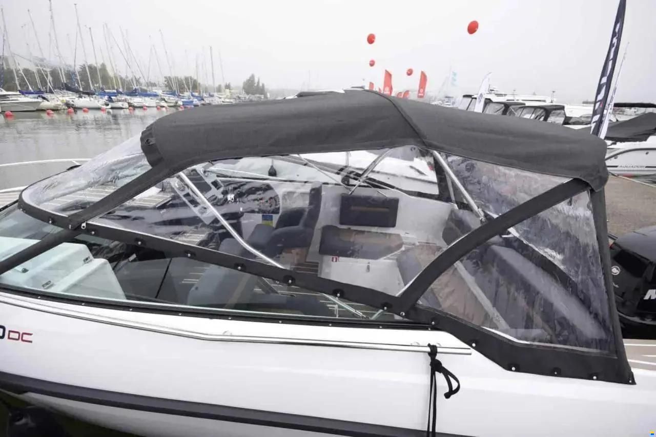 Flipper 650 Day Cruiser