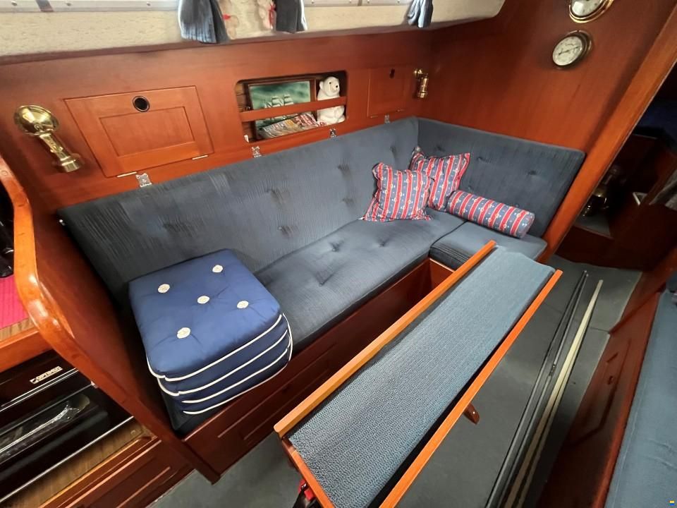 Hallberg-Rassy 29