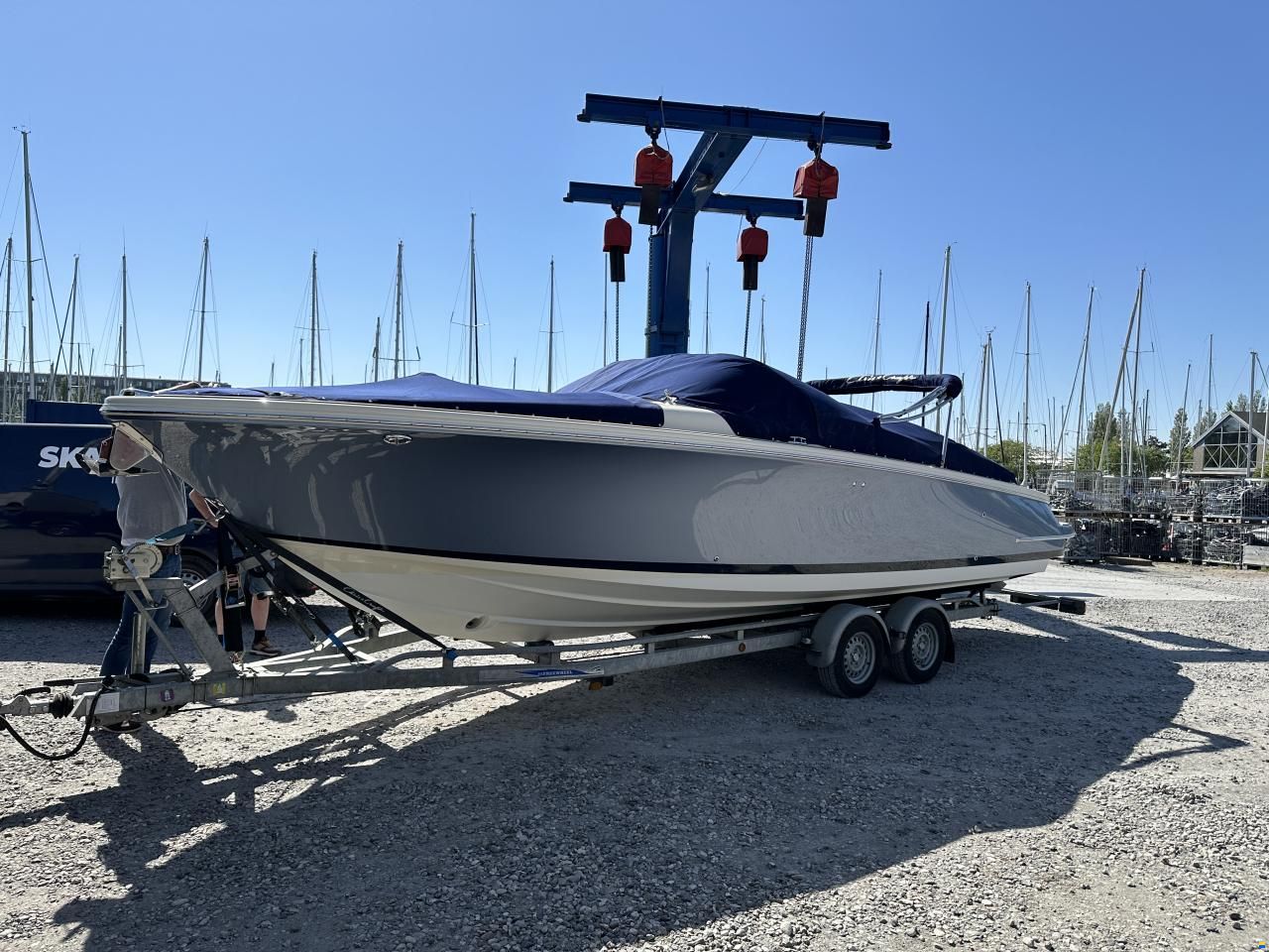 Chris Craft Launch 28 GT