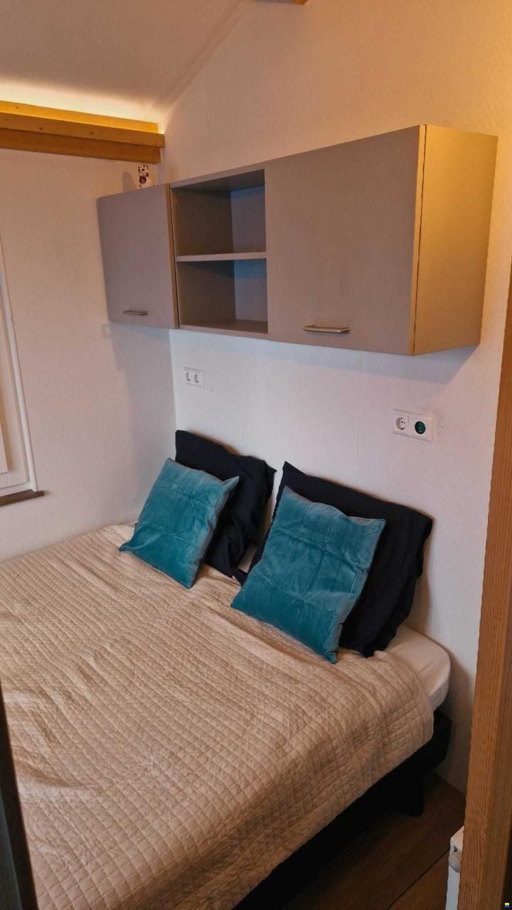 HOMESHIP VaarChalet In Amsterdam 1250D L
