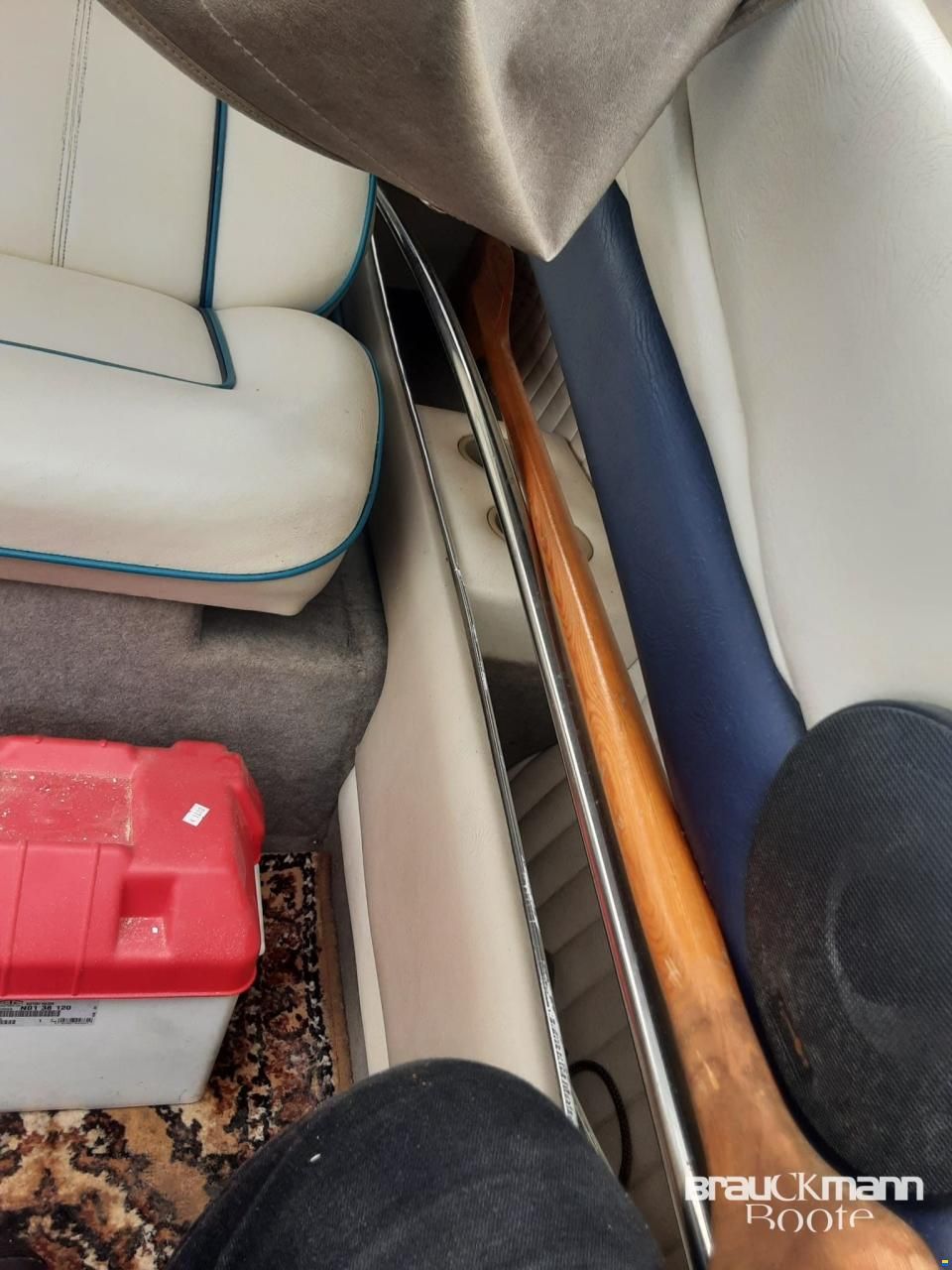 Bayliner 2052