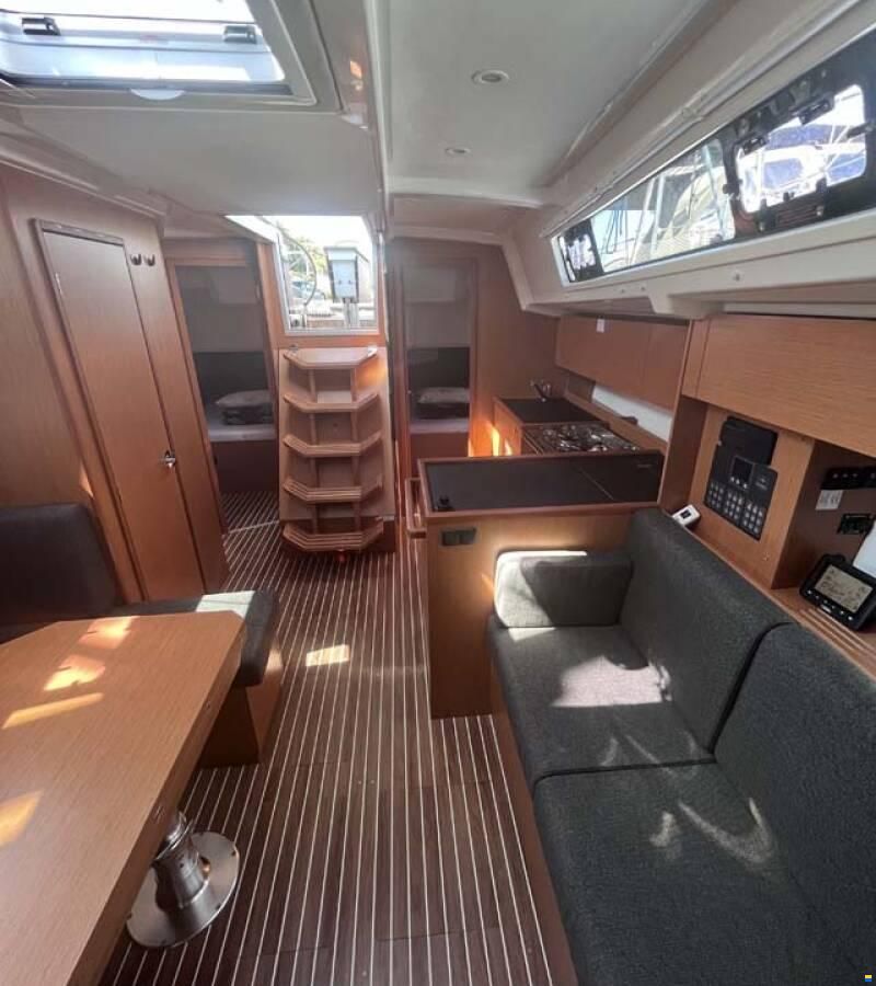 Bavaria C38