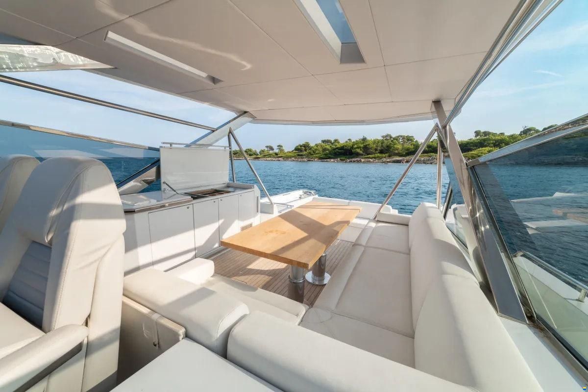 IC Yachts Rafale